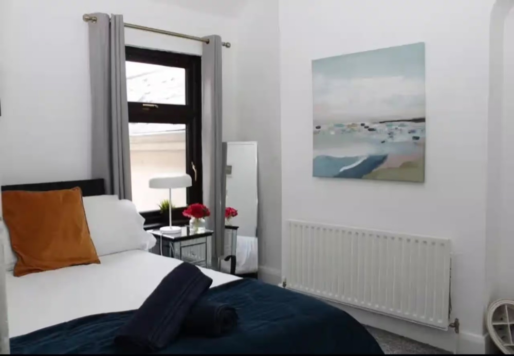 Second bedroom